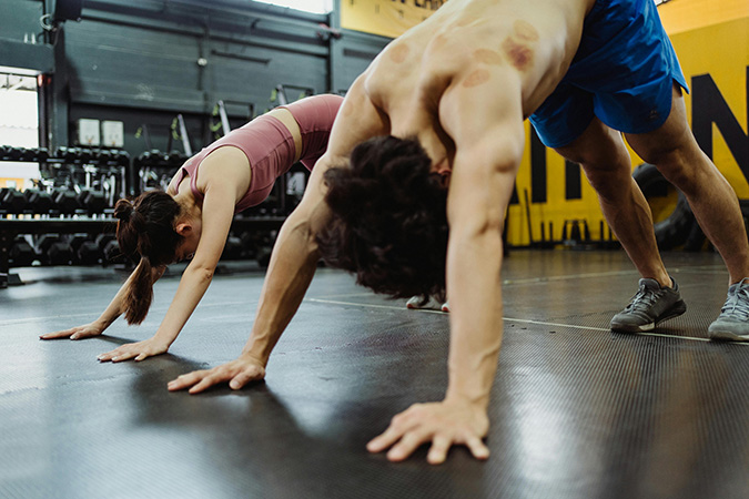 treino para iniciantes na academia com ficha pronta de musculação